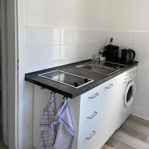  Apartment Privates Ferienwohnung Im Einfamilienhaus