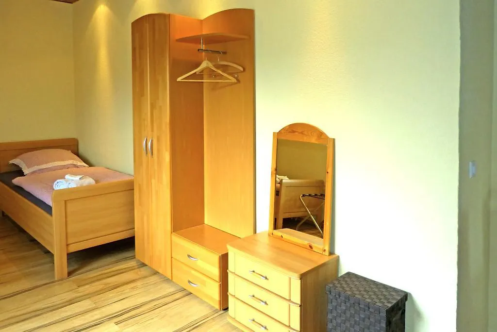 Messe-Zimmer Tus-Treff 0*, Dusseldorf Germany
